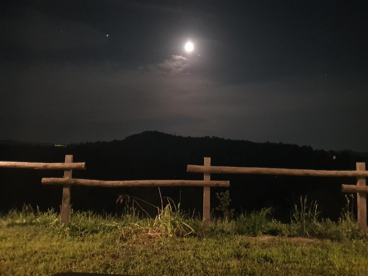 Cascina Brichat Alta Langa Serravalle delle Langhe Экстерьер фото