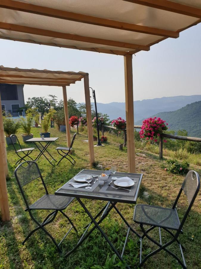 Cascina Brichat Alta Langa Serravalle delle Langhe Экстерьер фото